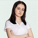 Врач Нажмутинова Ашура Гасангусейновна