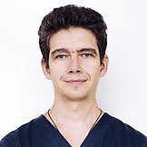 Врач Новожилов Владислав Васильевич