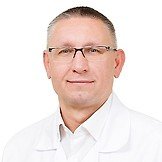 Врач Охлопков Виталий Александрович