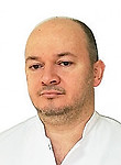 Врач Омаров Далгат Асадалиевич