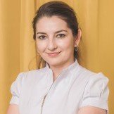 Врач Омарова Натэлла Джамалуттиновна