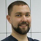 Врач Опарин Артём Александрович