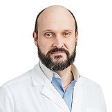 Врач Остроменский Владимир Владимирович