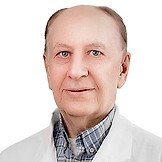 Врач Овчаренко Валерий Иванович
