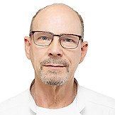 Врач Овсянников Юрий Алексеевич