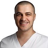 Врач Паремузян Рафаэл Эдуардович