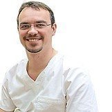 Врач Павликов Максим Александрович
