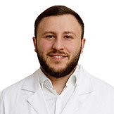 Врач Полунин Руслан Романович