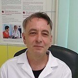 Врач Попов Артем Алексеевич