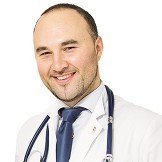 Врач Попов Даниил Викторович