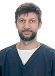 Врач Попов Роман Иванович