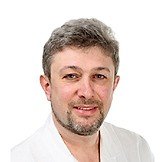 Врач Попович Павел Леонидович