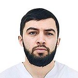 Врач Раджабов Азамат Назирович