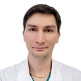 Врач Резатдинов Тимур Фаритович