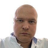Врач Романов Денис Андреевич