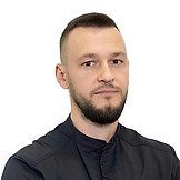 Врач Романов Максим Олегович