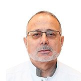 Врач Ронами Валерий Гусейнович