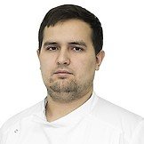 Врач Рукавишников Роман Дмитриевич