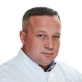 Врач Рыдевский Максим Станиславович