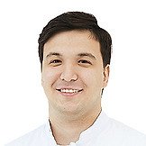 Врач Рыжов Виталий Иванович