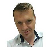 Врач Сааков Александр Арсеньевич