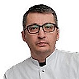 Врач Сафаров Рустам Зелимханович