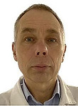 Врач Салайда Вячеслав Вячеславович