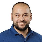 Врач Салахутдинов Максим Маисович