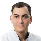 Врач Сапаров Ахмет