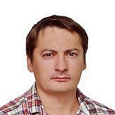 Врач Сараев Роман Владимирович