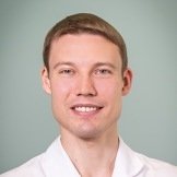 Врач Саракеев Константин Геннадьевич
