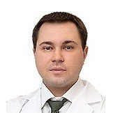 Врач Савельев Вячеслав Вячеславович