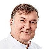 Врач Серавкин Максим Борисович