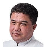 Врач Шакиров Фархат Тугралович