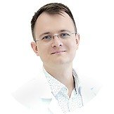 Врач Шарков Артем Алексеевич