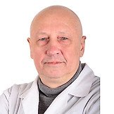 Врач Шерашов Виктор Семенович
