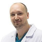 Врач Щедловский Тарас Васильевич