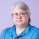 Врач Шофайзиев Валерьян Бахтиярович