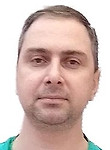 Врач Штукатуров Василий Тамазович