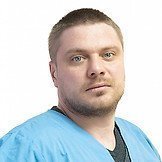 Врач Шутов Артем Андреевич