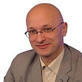 Врач Сюняков Тимур Сергеевич