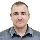 Врач Смола Максим Николаевич