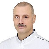 Врач Соломатников Иван Борисович