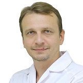 Врач Старков Георгий Александрович