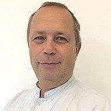 Врач Стативой Станислав Александрович