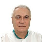 Врач Степанян Иван Суренович