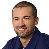 Врач Столяров Денис Иванович