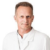 Врач Стугарев Владимир Семенович