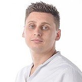 Врач Судаков Евгений Александрович