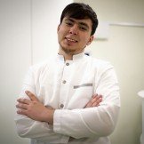 Врач Суюнов Якуб Джанибекович